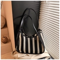 Sac fourre-tout minimaliste en maille rayée noir et blanc avec bretelles en cuir noir - Noir