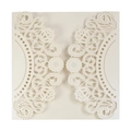 Elegante invito color crema tagliato al laser con motivi floreali in pizzo su bianco - Beige
