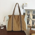 Grand sac cabas bicolore marron et vert menthe avec bandoulière rayée et cordon de serrage - Marron et Vert