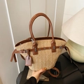 Sac cabas en paille tressée beige avec anses et lanières décoratives en cuir brun - Marron