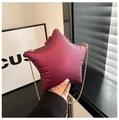 Star shaped crossbody bag in burgundy matte leather with a fine gold chain strap - Burgundy