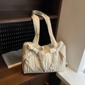 Sac seau chic en nylon plissé blanc crème avec de jolis nœuds sur les bretelles - Blanc Cassé