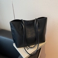 Bolso tote grande negro minimalista para mujer en cuero sintético elegante - Negro
