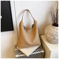 Bolso tote de tejido minimalista en color camello con diseño de gran capacidad - Caqui