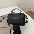 Borsa a mano minimalista in pelle nera a grana con manico superiore e tracolla sottile - Nero