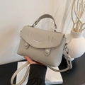 Borsa a mano in pelle grigio chiaro a grana fine con manico e tracolla rimovibile - Grigio