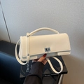 Chic beige rectangular baguette bag with silver twist lock and detachable strap - White with Silver