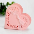 Scatola per caramelle rosa a forma di cuore con intaglio laser e fiocco in nastro - Rosa