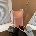 Minimalistisch lichtroze telefoontasje met litchi-patroon en smalle schouderriem - Roze