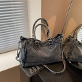 Retro washed denim tote bag in dark blue with silver rivets and detachable shoulder strap - Black