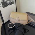 Minimalist small square shoulder bag in khaki and beige two-tone leather patchwork - Khaki
