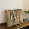 Chic beige tote bag with litchi texture leather and elegant geometric printed silk scarf - Khaki