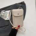 Petit sac bandoulière beige en cuir grainé avec boucle argentée pour femme - Blanc Cassé Sans Pendentif