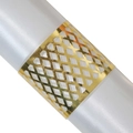 Rond de serviette doré évidé en treillis sur satin blanc pour décoration de mariage - Or Réfléchissant Double Face