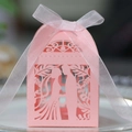 Scatola per bomboniere rosa taglio laser con cuori, sagome e fiocco in seta - Rosa