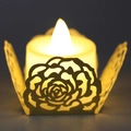 Candela LED con paralume in carta traforata a rose per decorazione feste e eventi - Oro Riflettente