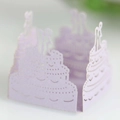 Détail du topper de gâteau lavande découpé au laser avec silhouette de mariés en papier - Violet Clair