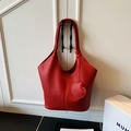 Rote Tote-Bag aus Leder mit Litschistruktur und passendem runden Münzbeutel - Rot