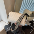 Sac cylindre tissé blanc crème avec bandoulière jacquard géométrique et dorures - Blanc