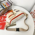 Sac bandoulière en nylon blanc cassé avec fermeture éclair orange et boucle - Blanc Cassé (Sans Pendentif)