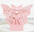 Dettaglio della scatola per bomboniere a farfalla rosa con nastro in organza fine - Rosa