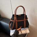 Bolso tote retro de lona negra con correas de cuero marrón y bandolera ajustable - Negro