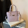 Lavender faux crocodile texture bucket bag with adjustable strap and metal plaque - No Pendant / Purple