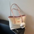 Chic cream large tote bag with pink accents and cartoon embossed texture details - With Pendant / Cream with Pink