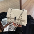 Chic cream-colored quilted chain crossbody bag with silver sphere and V-shaped stitching - Off White