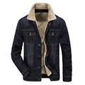 Dunkelblaue Herren Winter-Jeansjacke mit warmem khakifarbenem Sherpa-Futter und Knöpfen - 4XL / Schwarz