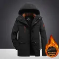 Parka invernale da uomo imbottito con cappuccio, calda fodera in pile nero e tasche multiple - 4XL / Nero