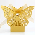 Goldene lasergeschnittene Schmetterling Hochzeitsschachtel aus Perlpapier mit Schleife - Gold