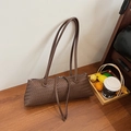 Braune geflochtene Leder-Baguette-Tasche im klassischen Intrecciato-Stil mit Doppelgriffen - Braun