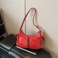 Retro minimalist bright red leather shoulder bag with multi-pocket and motorcycle style - Red