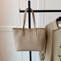 Sac fourre-tout minimaliste en cuir grainé beige avec de longues doubles poignées - Kaki (Sans Pendentif)