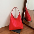 Schicke rote gewebte Leder-Hobo-Tasche mit großem Fassungsvermögen und Korea-Stil - Rot