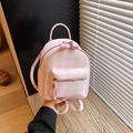 Mini sac à dos rose poudré pour femme avec motif à carreaux et poche frontale zippée - Rose