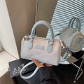 Sac Boston bleu clair imprimé avec motifs animaux et bandoulière amovible - Bleu