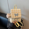 Mini mochila de cuadros amarillos y crema con hebilla de mariposa y colgante de osito - Amarillo (Con Colgante)