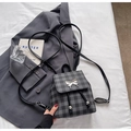 Mini sac à dos à carreaux gris avec papillon argenté et fermeture à cordon coulissant - Noir (Sans Pendentif)