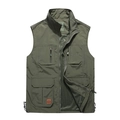 Donkergroene outdoor vest met meerdere zakken, mesh voering en waterdichte stof - M / Legergroen