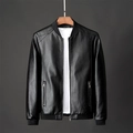 Ανδρικό δερμάτινο τζάκετ slim fit μαύρο με γιακά μπέιζμπολ και τσέπες με φερμουάρ - M / Μαύρο
