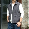 Gilet polaire homme gris foncé avec plusieurs poches fonctionnelles et un col montant chaud d'hiver - M / Gris