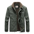 Chaqueta de cubierta para hombre verde militar forrada de sherpa con estampado P.L.A.N. - M / Verde Ejército (Forro de Felpa)