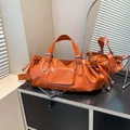 Bolso Boston de cuero naranja brillante fruncido con asas ajustables y cordones laterales - Naranja