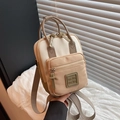 Petit sac à dos polyvalent beige et kaki avec poignées supérieures et logo détaillé - Kaki