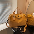 Reisetasche in Ingwergelb aus wasserfestem Nylon mit abnehmbarem Schultergurt - Braun