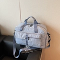 Hellblaue Reisetasche aus Nylon mit großer Kapazität, Trennfach und verstellbarem Gurt - Blau