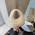 Sac à main nuage matelassé blanc crème avec design plissé hobo et bandoulière - Blanc Cassé
