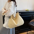 Grand sac à bandoulière plissé jaune pâle avec sangle zébrée pour le quotidien - Jaune